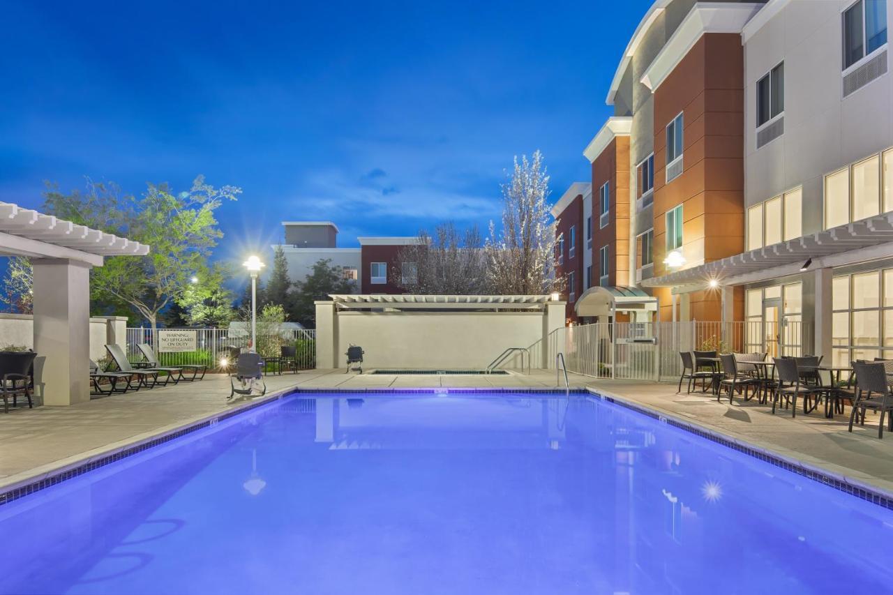 Holiday Inn Express Hotel & Suites Sacramento Airport Natomas, An Ihg Hotel Ngoại thất bức ảnh